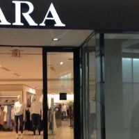 Shoppers at the clothing retailer Zara were confronted with the company's unfair business practices recently, as factory workers attached notes to products drawing attention to the wages they were owed. (Photo: MIke Mozart/Flickr/cc)