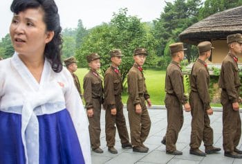 | North Korean soldiers | MR Online