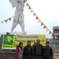 | Kurdish fighters in Kobani | MR Online
