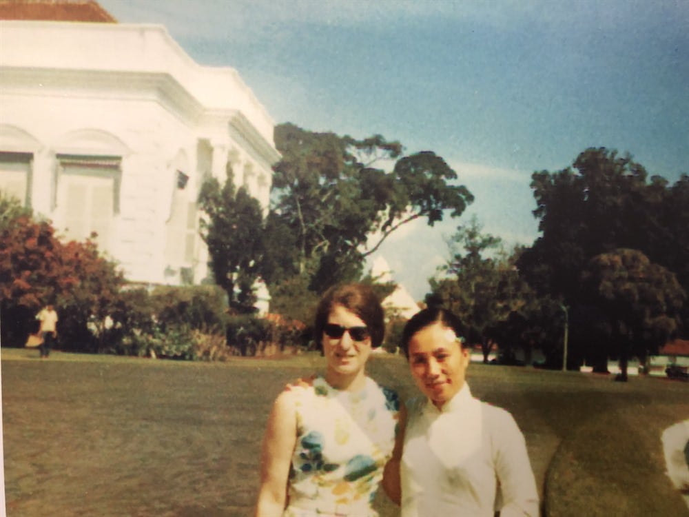 Special snap: A photo of Nancy Hollander (left) and Madam Nguyễn Thị Bình in Jakarta in 1965, which is among objects that Hollander gave back to the Vietnamese Women’s Museum on March 7.