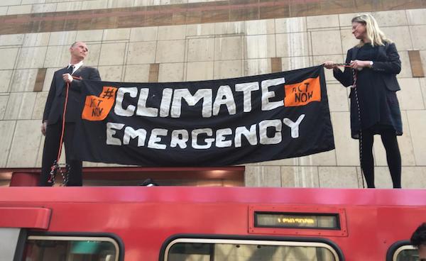 | Extinction Rebellion targets Canary Wharf transport | MR Online