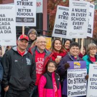 Picketing teachers and supporters in Chicago