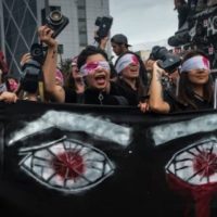 Chile’s US-backed gov’t is shooting anti-austerity protesters, blinding and maiming by the thousands