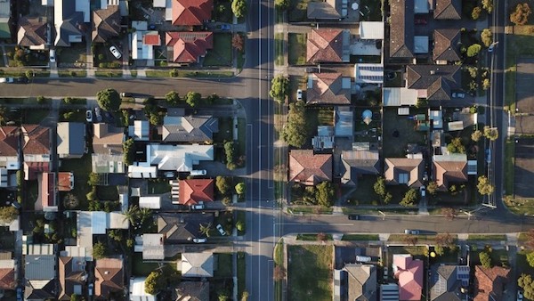 | In the wake of the COVID 19 crisis Canada needs a public housing revolution more than ever As of 2019 there were more than 66000 empty houses in Toronto Photo from Toronto Storeys | MR Online