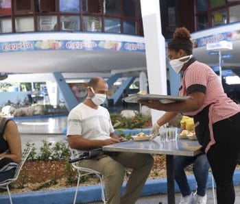 | Cubans can once again enjoy their favourite flavours at the Coppelia open air ice cream parlour in downtown Havana | MR Online