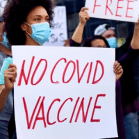 Anti-Vaxxers are Gaining Dangerous Ground in the Latinx Community