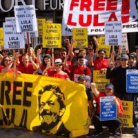 Lula’s supporters, including PSL members, at a demonstration demanding his freedom outside the Brazilian consulate in Los Angeles. Credit: Ben Huff
