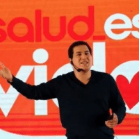 | Andres Arauz at the launch of his health plan The sign reads health is life Ecuador March 2 2021 | Photo Twitter ecuarauz | MR Online