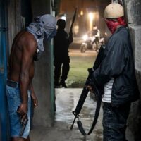 Venezuelan gangs have abandoned petty crime in favor of more commercial activities, specialist Andrés Antillano argues. (Ph9)