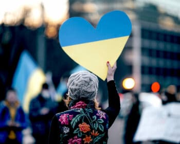 Pro-Ukraine demonstration in Washington, Feb. 25. (John Brighenti, Flickr, CC BY 2.0)