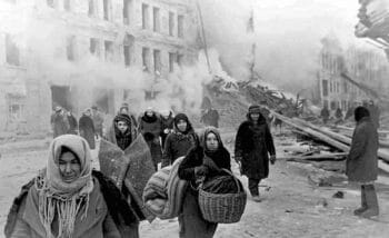 The siege of Leningrad, 1942. (Av Boris Kudojarov/RIA Novosti arkiv. Lisens: CC BY SA 3.0)