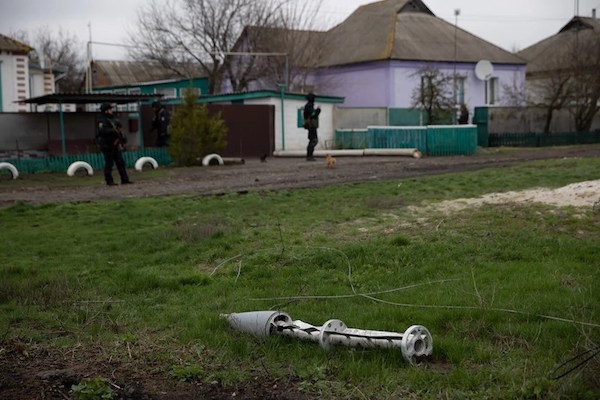 MR Online | The New York Times has revealed that Ukrainian troops fired cluster munitions banned by 110 countries around the world on a Ukrainian village | MR Online