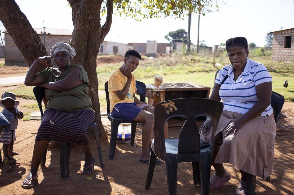 | Women farmworkers face additional inequities in land distribution and working conditions Former labourers Freeda Mkhabela Lucia Foster and Gugu Ngubane from left to right are among the activists struggling against landlessness as well as poor pay and working conditions and for better treatment of farmworkers 26 May 2021 | MR Online