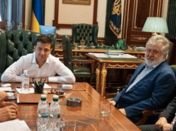 Zelensky and Kholomoisky during a meeting at Ukraine’s Presidential palace. [Source: economictimes.indiatimes.com]