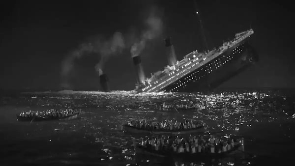| Titanic | MR Online