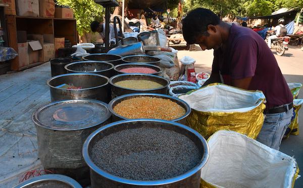 | Price pain It is not the supply side pressures but profiteering by agribusiness majors that is driving food prices | Photo Credit SUSHIL KUMAR VERMA | MR Online
