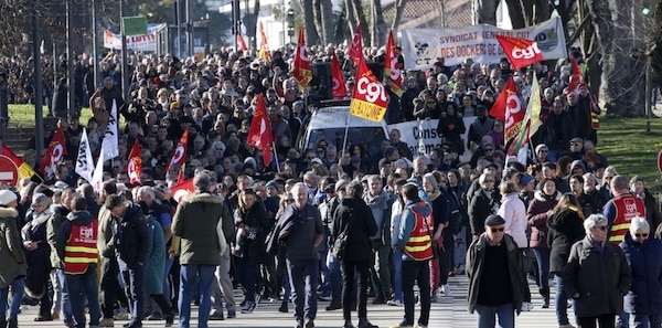 MR Online | Demonstrators against French government pension reforms take part to a protest march in Bayonne southwestern France Tuesday Jan 31 2023 | MR Online
