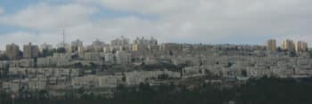 | A PHOTO OF THE ISRAELI SETTLEMENT NEVE YAAKOV TAKEN IN 2008 PHOTO WIKIMEDIA | MR Online