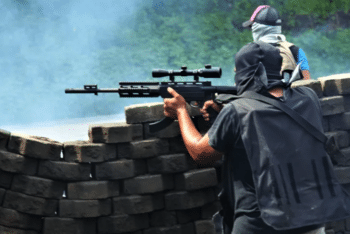 Opposition protester at tranque in Masaya Source thegrayzonecom | MR Online Opposition protester at tranque in Masaya Source thegrayzonecom