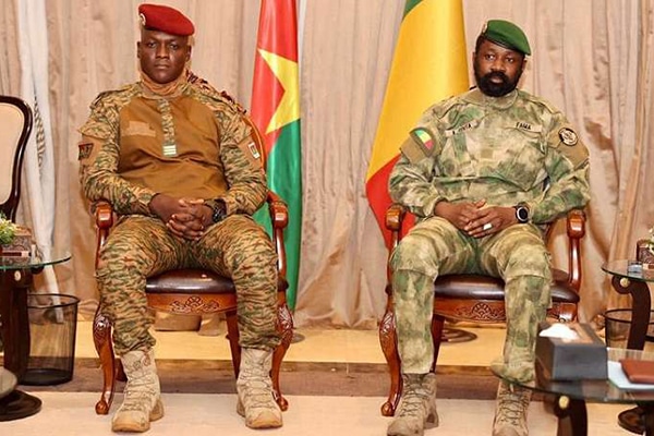 Heads of state of Burkina Faso (Ibrahim Traoré) and of Mali (Assimi Goïta). Photo: Mali Online TV.