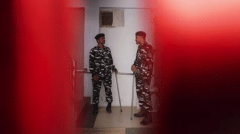 | Security officers stand guard outside the office of NewsClick in New Delhi India Tuesday Oct 3 2023 Indian police raided the offices of the news website that | MR Online's under investigation for allegedly receiving funds from China, as well as the homes of several of its journalists, in what critics described as an attack on one of India's few remaining independent news outlets. (AP Photo/Dinesh Joshi) (AP)