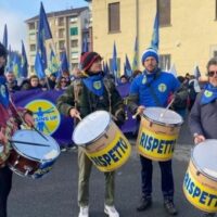 Italian health workers on strike in the province of Cuneo, Dec. 5, 2023. | Photo: X/ @TargatoCN