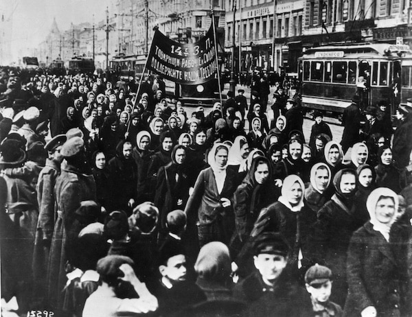 | Russian Revolution Women History | MR Online