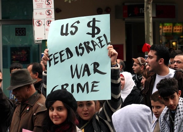 Protest against Israel's Gaza Blockade and attack on humanitarian flotilla - Melbourne 5 June 2010.