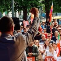 Rede von PTB-Präsident Raoul Hedebouw am 1. Mai 2024 in Brüssel, Belgien.