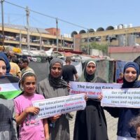  | Palestinian children in Rafah Gaza show their gratitude to pro Palestinian protesters in the US on April 28 2024 Photo credit Tareq AlhelouCNN | MR Online