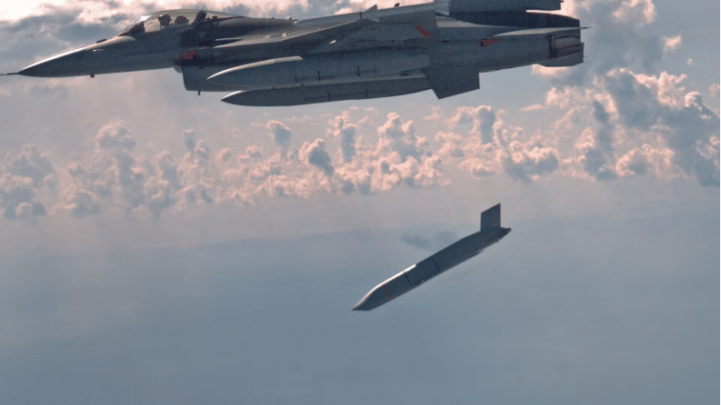 USAF F 16 drops a Joint Air Surface Standoff JASSM missile