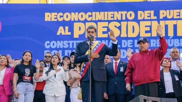 | After the official ceremony in the National Assembly Nicolás Maduro swore in with the people of Venezuela outside the Miraflores Palace Photo Zoe Alexandra | MR Online