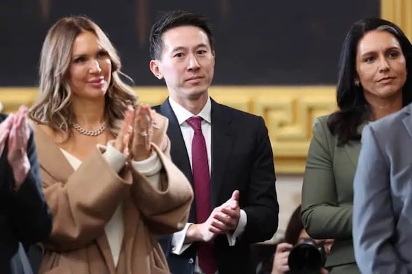 | TikTok CEO Shou Zi Chew attended Trumps inauguration on Jan 20 Notably Trump was flanked by tech billionaires like Mark Zuckerberg Jeff Bezos and Nazi saluting Elon Musk | MR Online