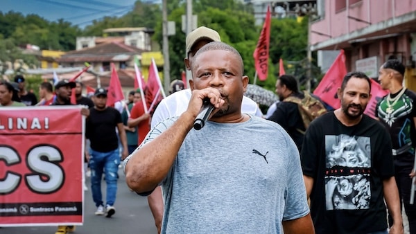  | Panamanian worker on the streets as part of the national strike Photo SUNTRACS | MR Online
