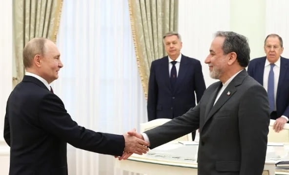 4 copy | MR Online Front President Putin Foreign Minister Araghchi back Admiral Kostyukov Foreign Minister Sergei Lavrov For the full list of participants click here