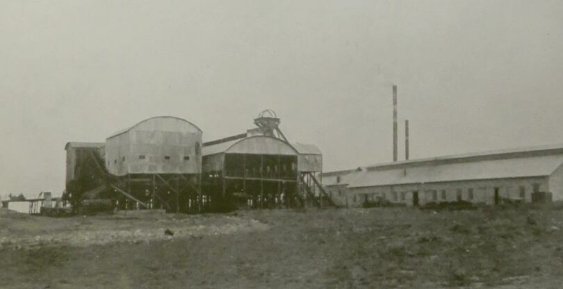  | A black and white photograph of Coalbrook colliery in 1910 | MR Online