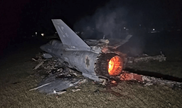 An AI-generated image of a downed F-35 published on social media by Iranian Tasnim News Agency on June 14, 2025. Source: X.com