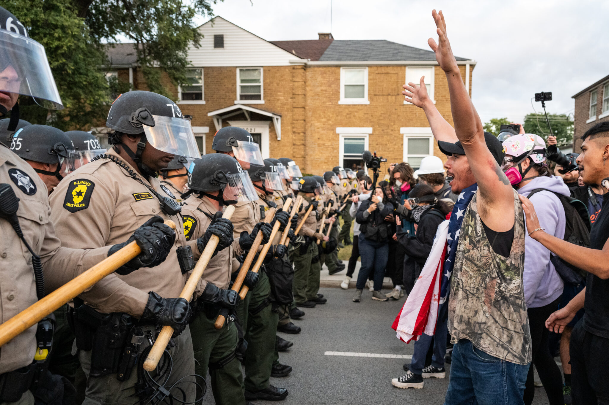 MR Online      MR Online