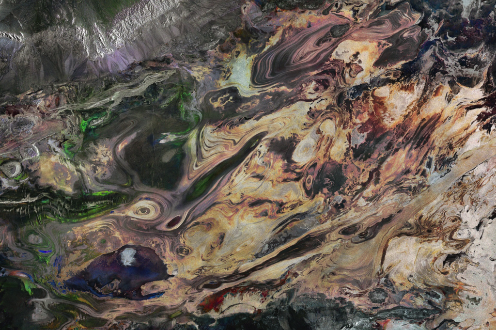 The swirling landscape of Iran’s salt desert, Dasht-e Kavir, is reminiscent of an abstract painting in this Sentinel-1 image. This rugged landscape is Asiatic cheetah habitat. Image contains modified Copernicus Sentinel data [2016], processed by European Space Agency (CC BY-SA 3.0 IGO).