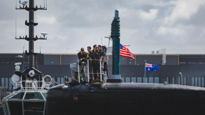 The USS Vermont while docked in Western Australia. The locals mounted protests against the presence of the nuclear-armed submarine. [Source: australiadefence.com]