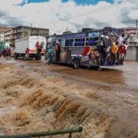 Deadly floods wreak havoc in Kenya's capital - Kahawatungu