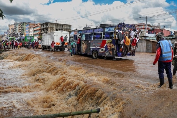 Deadly floods wreak havoc in Kenya's capital - Kahawatungu