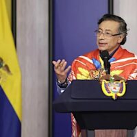 Petro disregarded the election results by pointing out foreign capital intervention and security failures in the system. He claimed that the alteration violates the Constitution and the national sovereignty of the country. Photo: EFE.