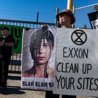 Extinction Rebellion protest at Yarraville Fuel Terminal, Australia, 2021/ Matt Hrkac from Geelong / Melbourne, Australia, CC BY 2.0 , via Wikimedia Commons