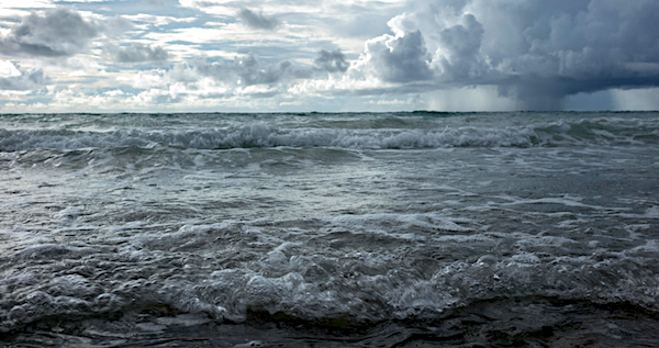 Stormy seas: CHROMORANGE / Bruno Kaegi / Alamy Stock Photo