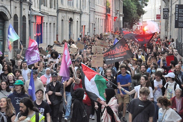 Spontaneous anti-fascist demonstration, June 10 2024 in Besançon. Photo: Toufik-de-Planoise / CC BY 4.0