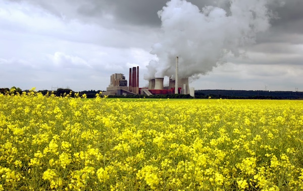Distance from the Paris climate change goals keeps growing