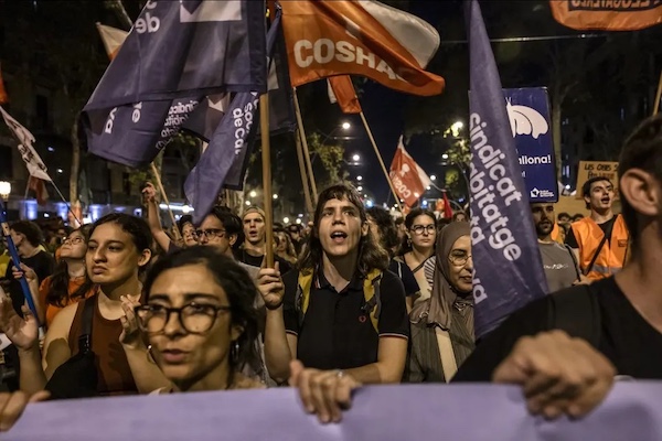 A demonstration against rising housing costs, Barcelona, 5 October 2026 CREDIT: Angel Garcia / Bloomberg
